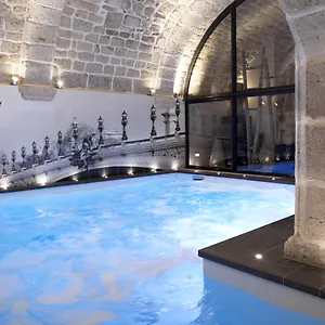La Lanterne & By Timhotel Hotel
