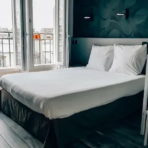 Отель Luxia, Париж